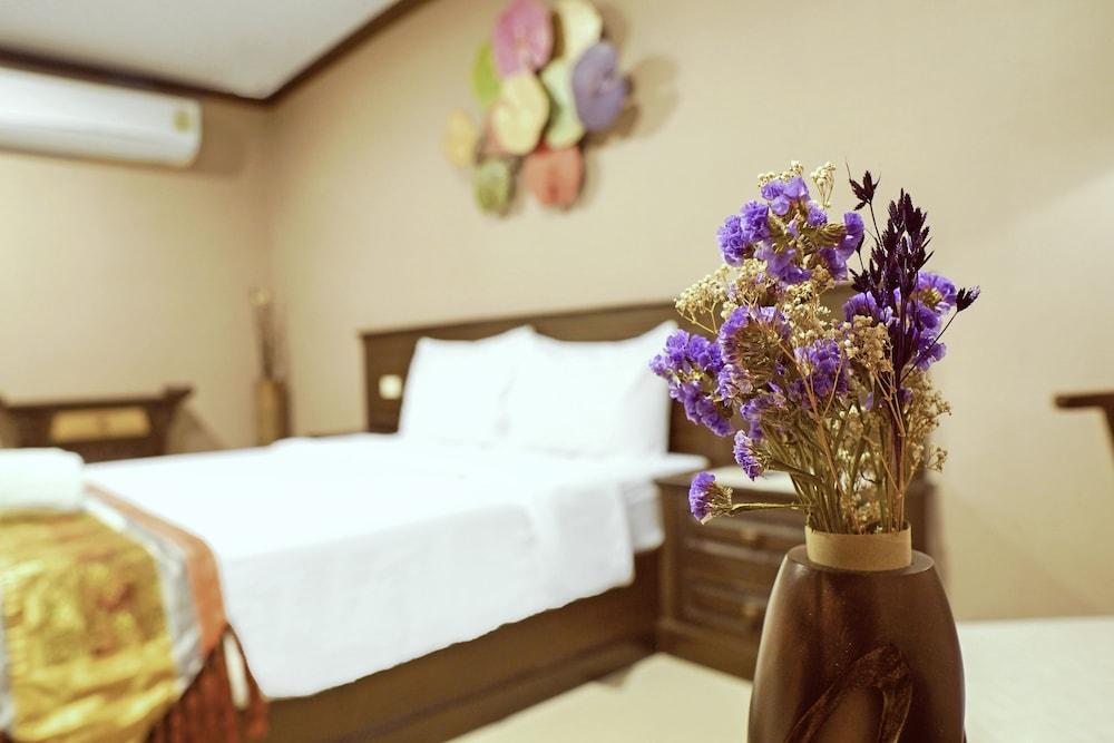 Romena Grand Hotel Čiang Mai Exteriér fotografie